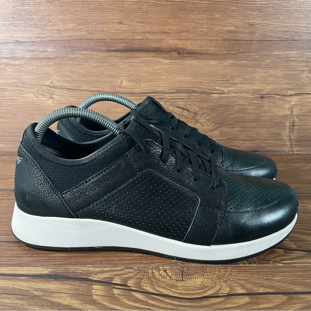 Dansko Cozette‎ Black Leather Orthotic Sneakers Women’s Size 9.5 (40) Shoes